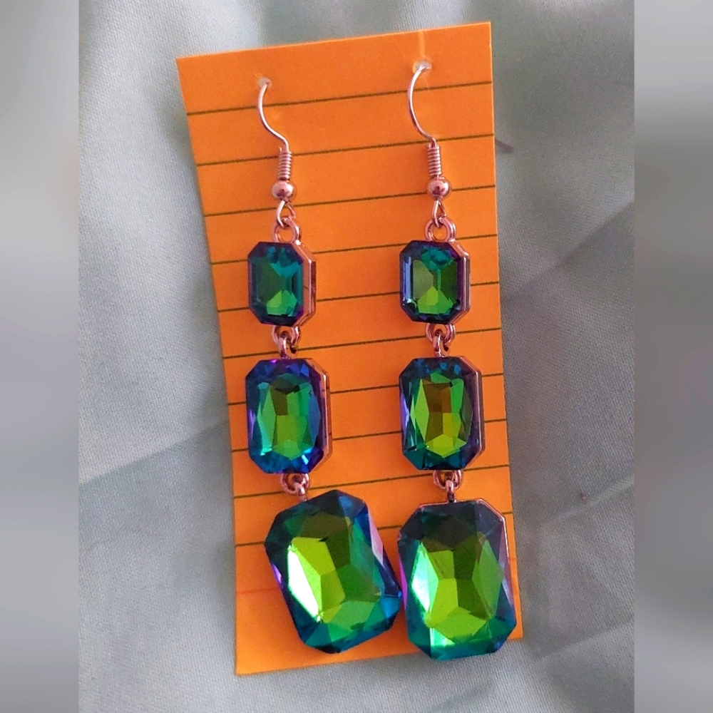 Gorgeous Trio Gemstone Iridescent Earrings